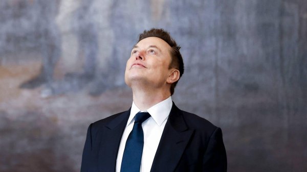 龙辉配资 中方稀土管制动真格, 美没牌打了, 开始回收旧硬盘换稀土?
